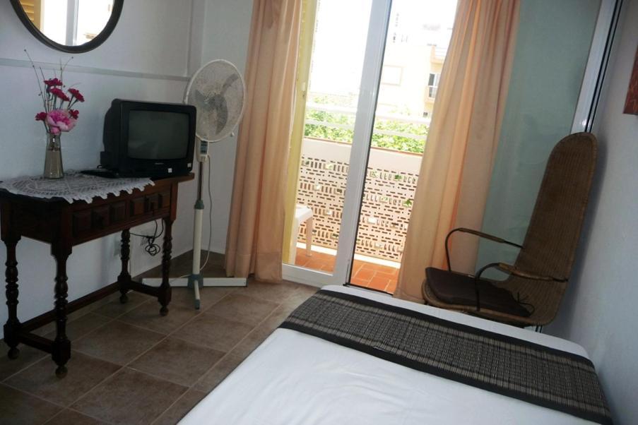 Hostal Yebisah Santa Eularia des Riu Ngoại thất bức ảnh